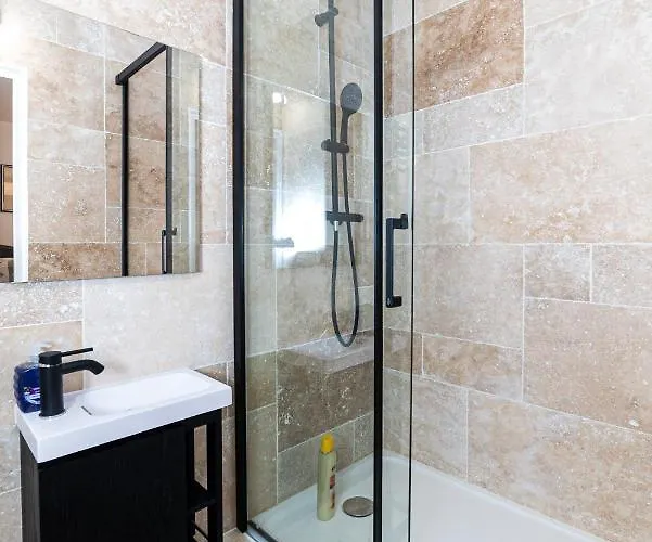 Luxurious Triplex - Marais & Montorgueil * Parijs
